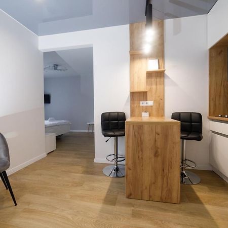 Pure Apartments Lviv Exterior foto