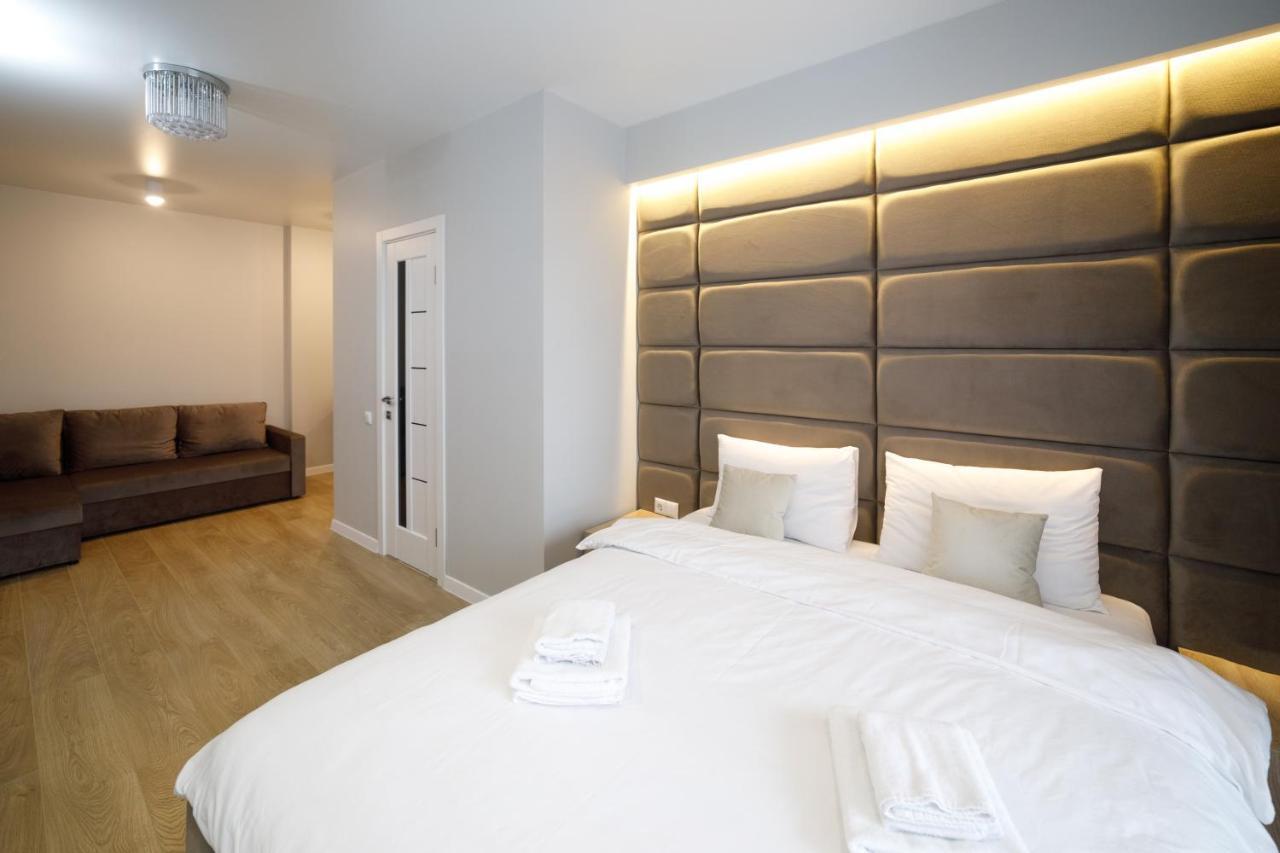 Pure Apartments Lviv Exterior foto