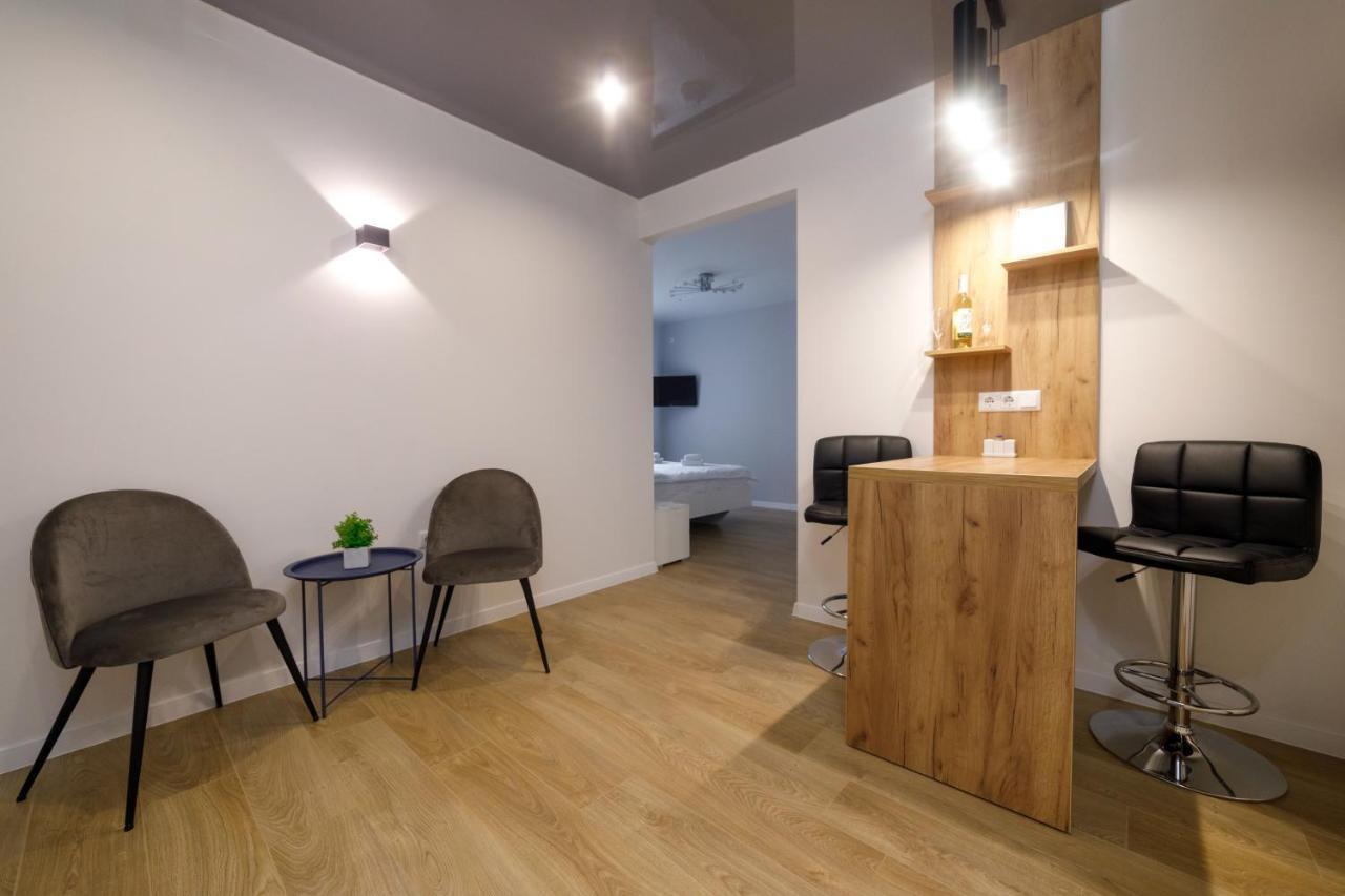 Pure Apartments Lviv Exterior foto